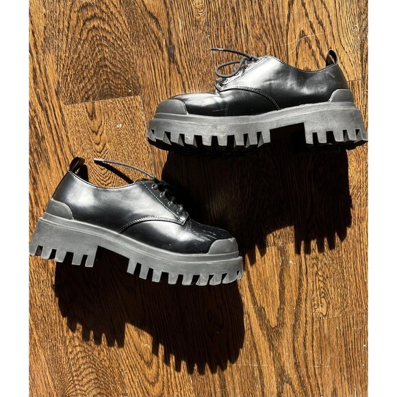 ASOS Chunky Oxfords Monolith knockoffs #wednesday Sz 7 - Picture 1 of 4